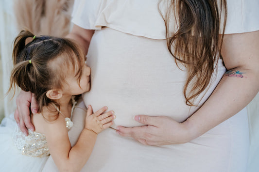 Pregnancy: How Magnesium Cream Helps With Cramps, Sleep, and Mood