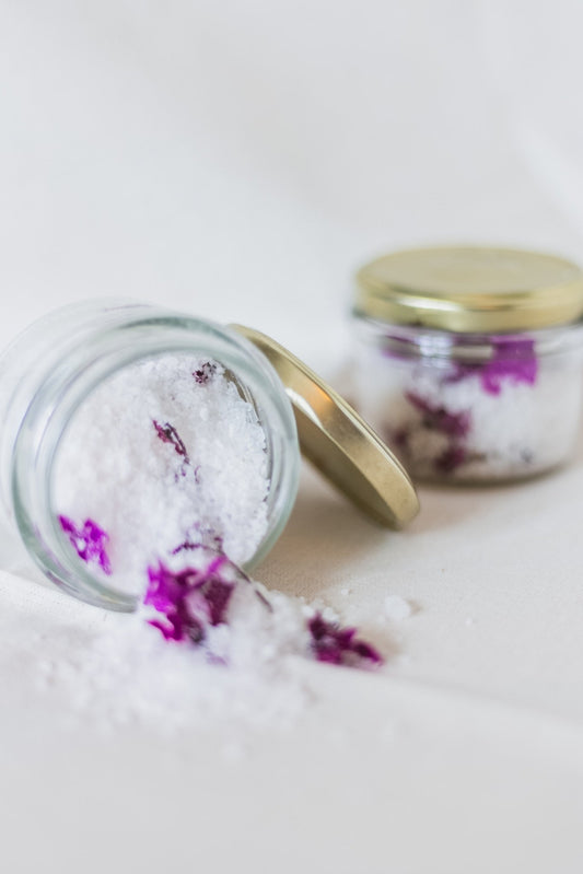 Unveiling the Marvels of Magnesium Chloride: A Multipurpose Mineral for Health and Well-being - Natura Nutrire Botanical Skincare
